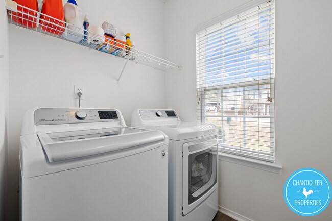 Building Photo - 5332 Seaspray Ln