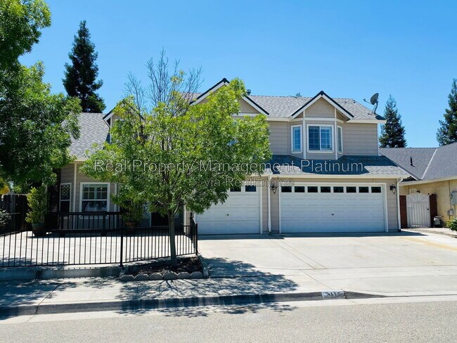 Building Photo - 7115 N Cecelia Ave