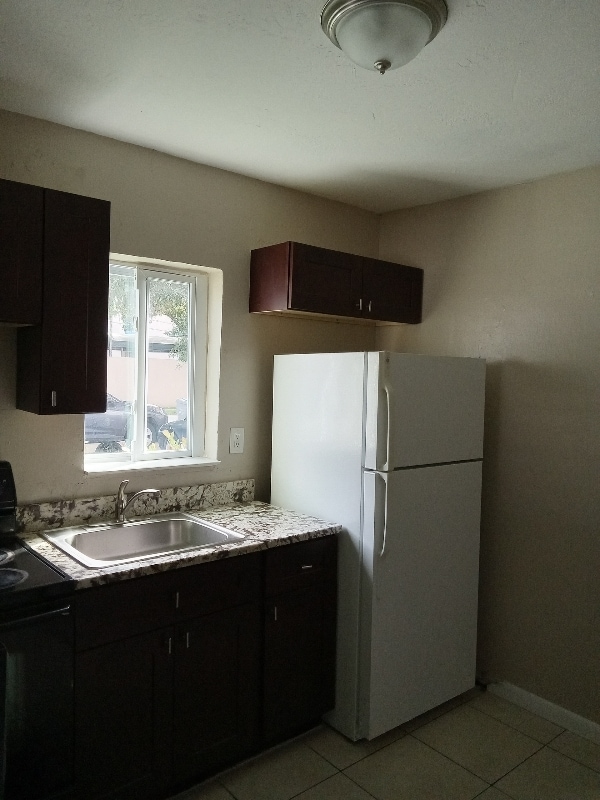 Building Photo - 2721 NW 1st St