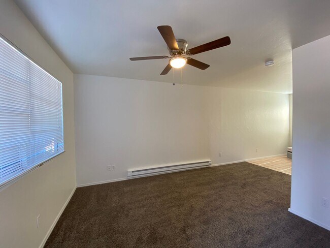 Building Photo - 3232 N Tani Rd