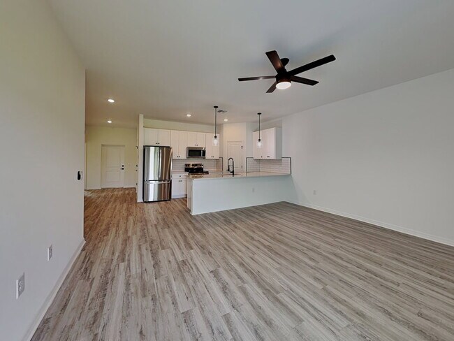 Building Photo - 1132 Albert Ave