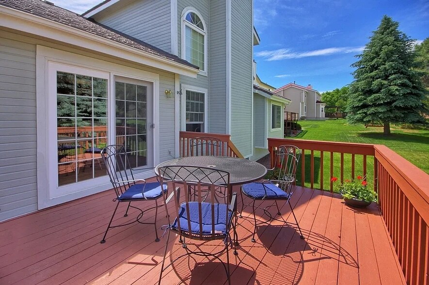 Building Photo - 4990 Nightshade Cir