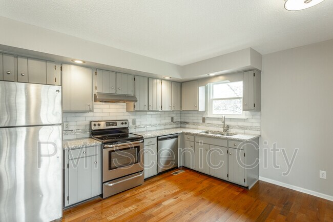 Building Photo - 5907 Browntown Rd