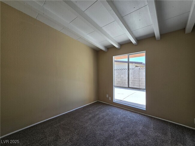 Building Photo - 713 N 18th St