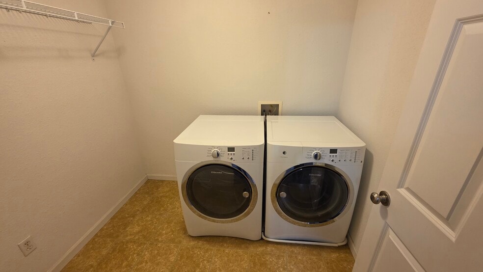 Building Photo - 1416 Myrtle Beach Ave