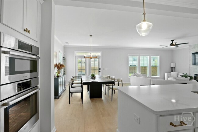 Building Photo - 25 Ashmont St