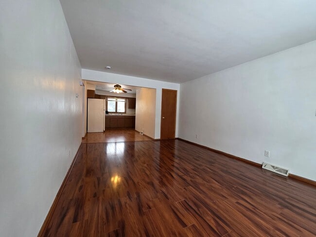 Building Photo - 416 Park Ln