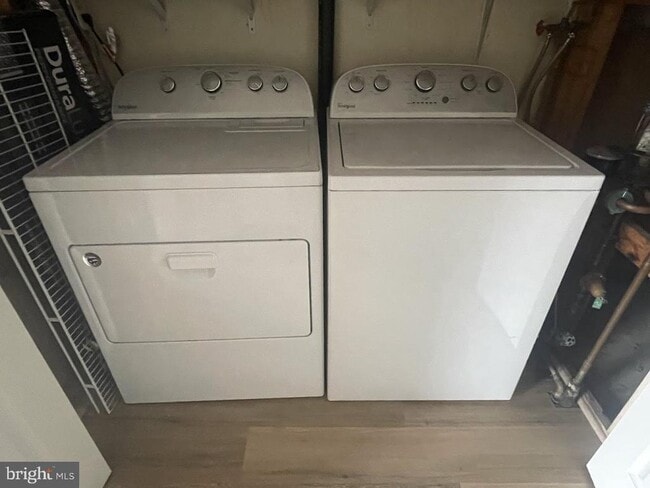 Building Photo - 12521 Laurel Grove Pl