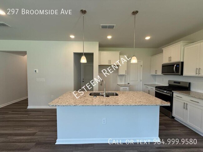 Building Photo - 297 Broomside Ave