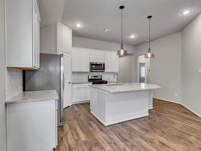 Building Photo - 12614 Nueces River Dr