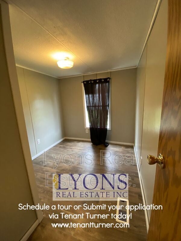 Building Photo - 701 Keystone Dr