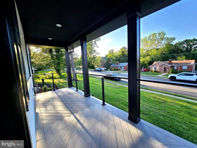 Building Photo - 6065 Munson Hill Rd