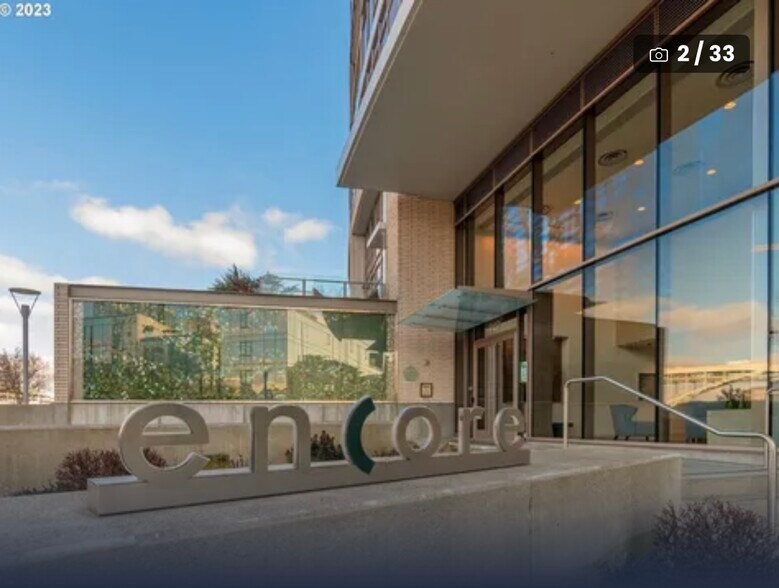 Building Photo - 949 NW Overton St