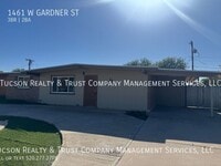 Building Photo - 1461 W Gardner St
