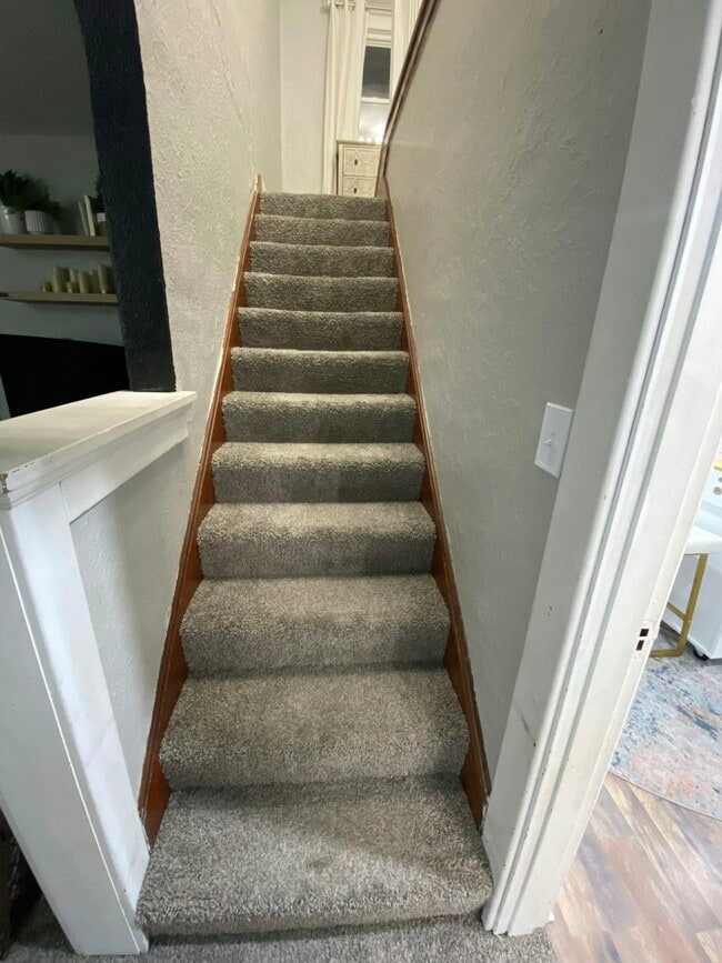 Building Photo - 563 Broad Blvd