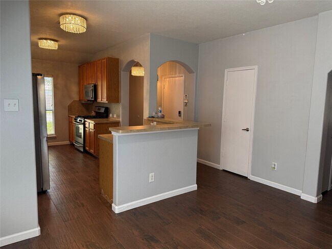 Building Photo - 15327 Summerlyn Point Ln
