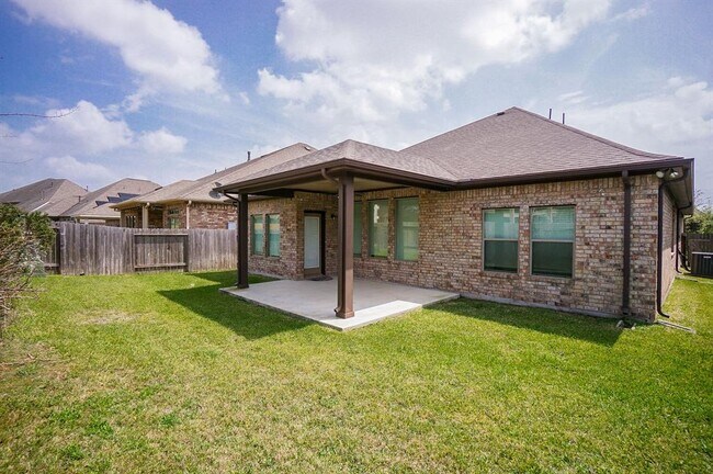 Building Photo - 27414 Ashland Meadows Ln