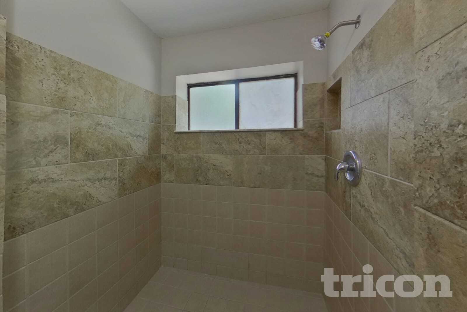Building Photo - 2346 Blossom Ridge Dr N