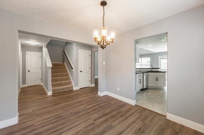 Building Photo - 3227 Candlepine Dr