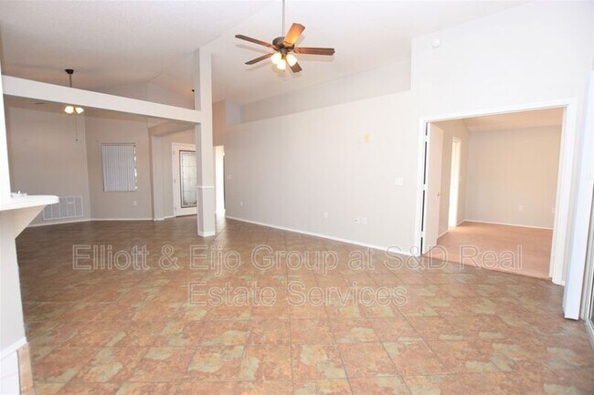 Building Photo - 5357 St Lucia Dr