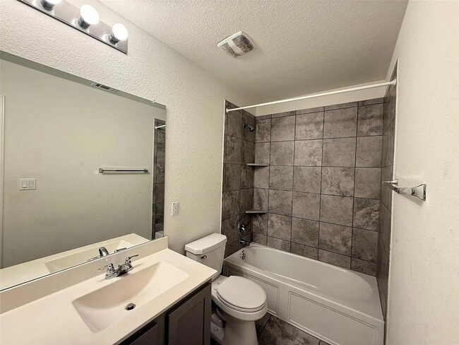 Building Photo - 1216 Blackhaw Ln