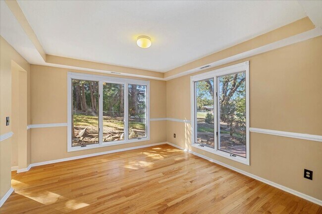 Building Photo - 1102 Mourning Dove Dr