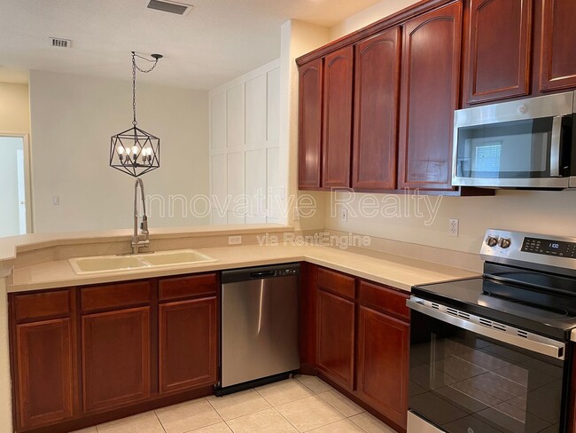 Building Photo - 17321 Promenade Dr