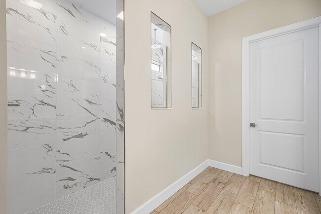 Building Photo - 349 Geillis Path