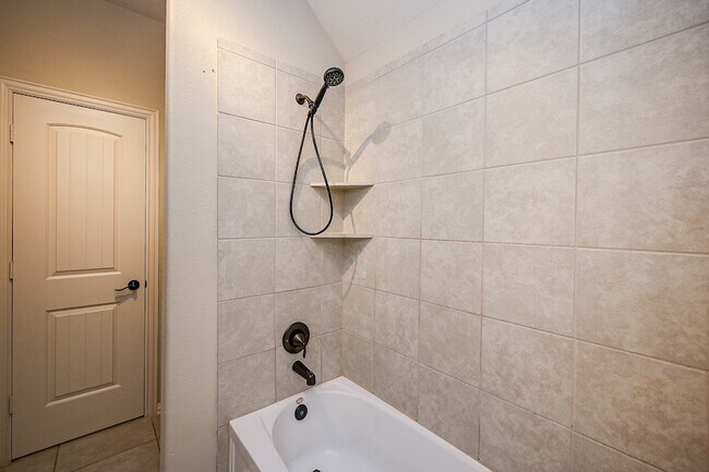 Building Photo - 5315 Little Creek Ct
