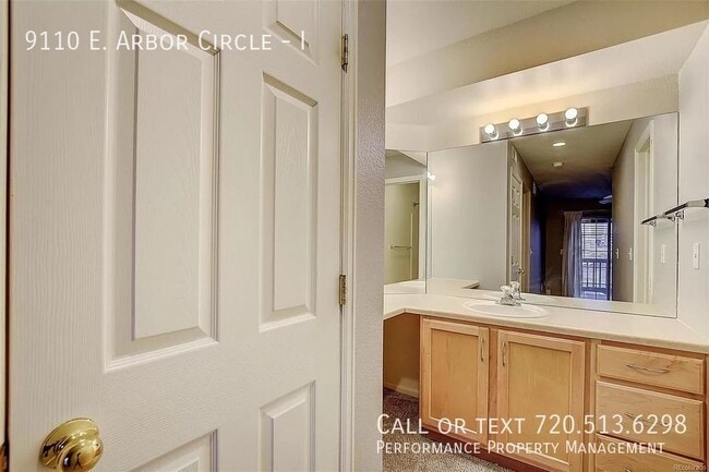 Building Photo - 9110 E Arbor Cir
