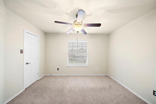 Building Photo - 3315 Victorian Manor Ln