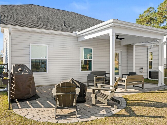 Building Photo - Mimosa Bay Beauty