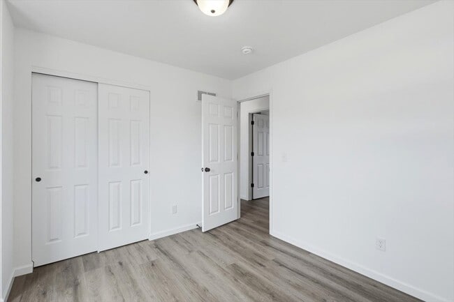 Building Photo - 179 Rivers Edge Dr