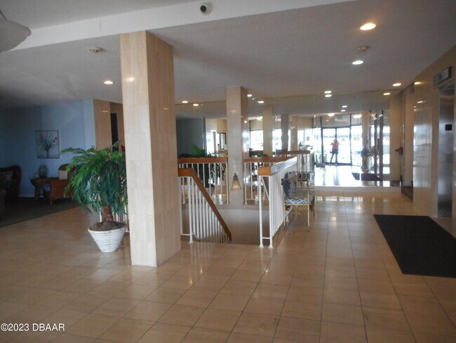 Building Photo - 1415 Ocean Shore Blvd