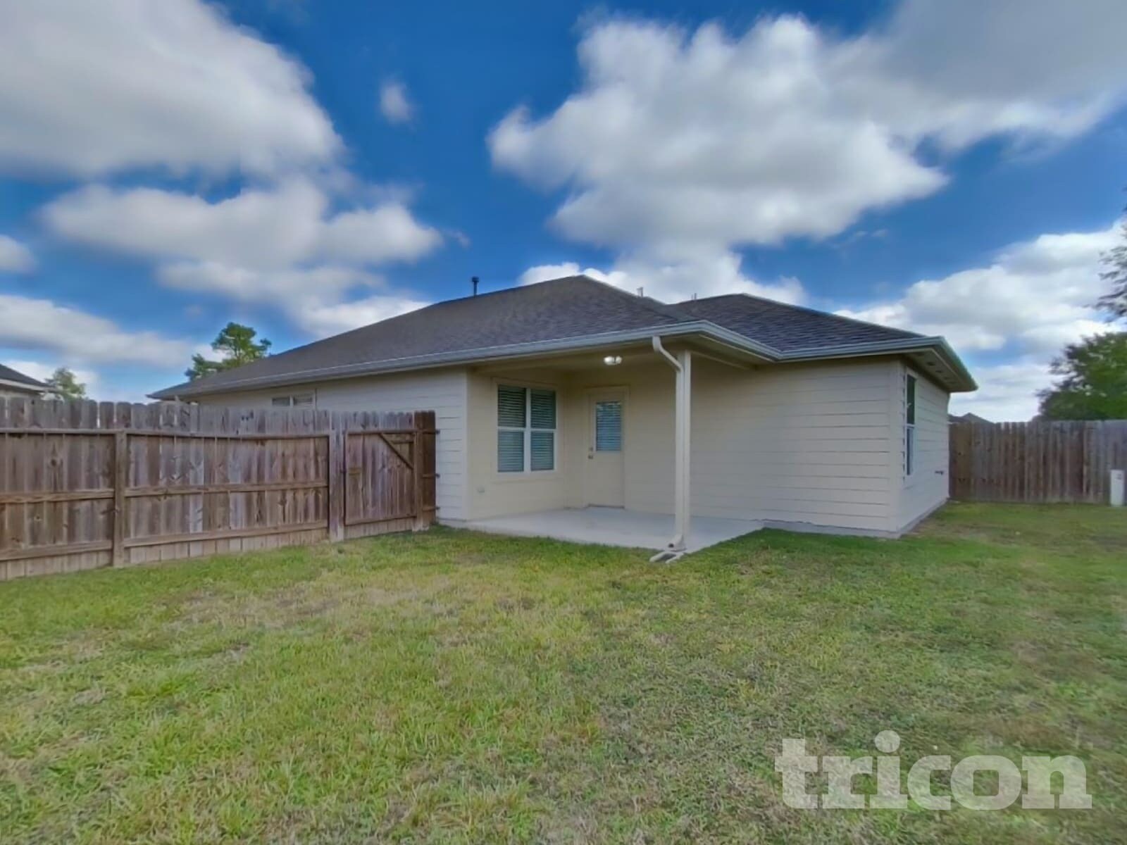 Building Photo - 7402 Deloache Ave