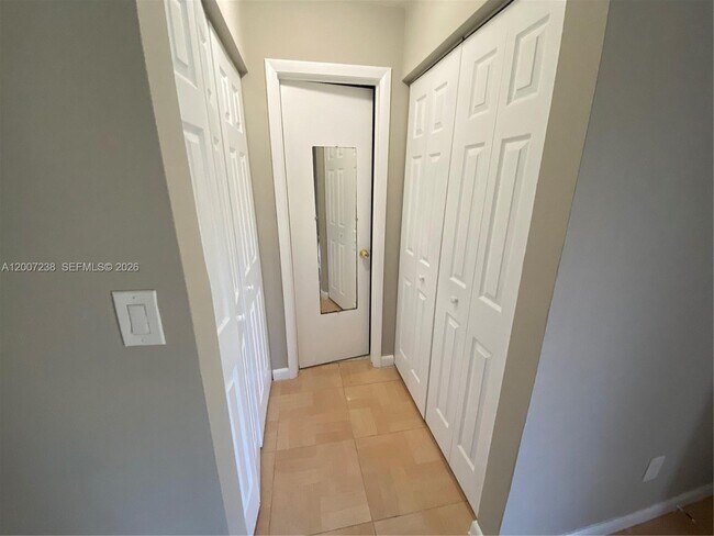 Building Photo - 3399 Foxcroft Rd