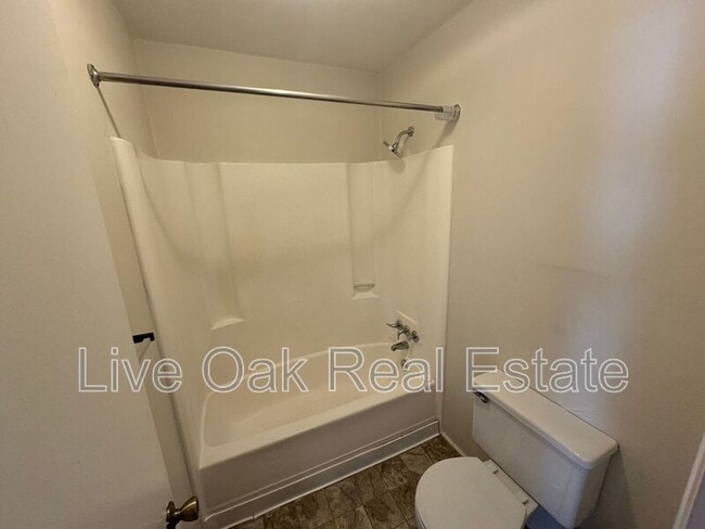 Building Photo - 3446 Bruin Dr