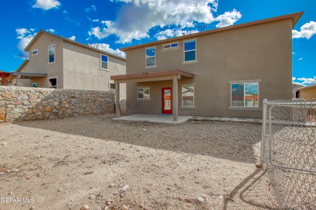 Building Photo - 7545 Wolf Creek Dr