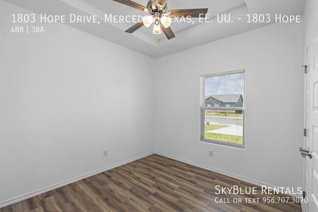 Building Photo - 1803 Hope Dr