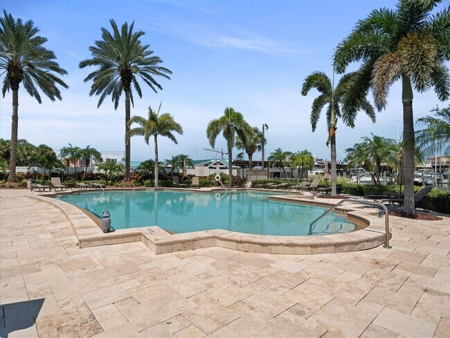 Building Photo - 202 Windward Passage