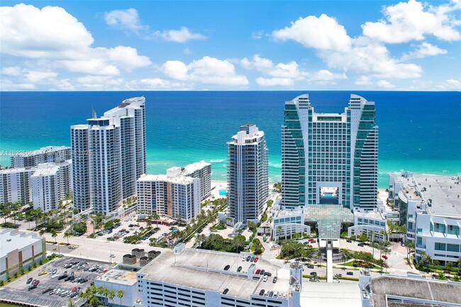 Building Photo - 3535 S Ocean Dr