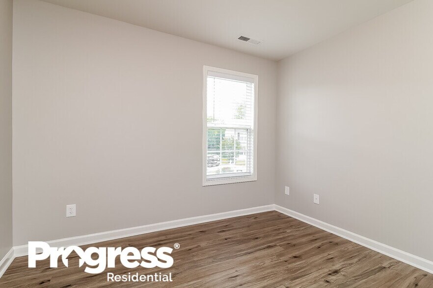 Building Photo - 3535 Mackinac Island Ln