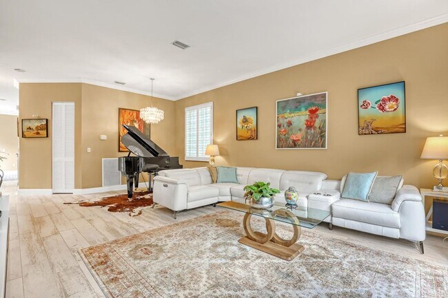 Building Photo - 2076 Cezanne Rd