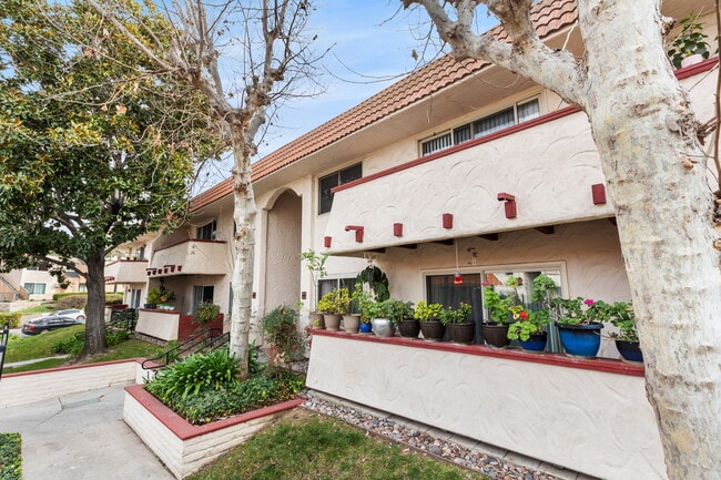 Building Photo - 8641 Lake Murray Blvd