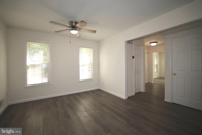 Building Photo - 2400 Ansdel Ct
