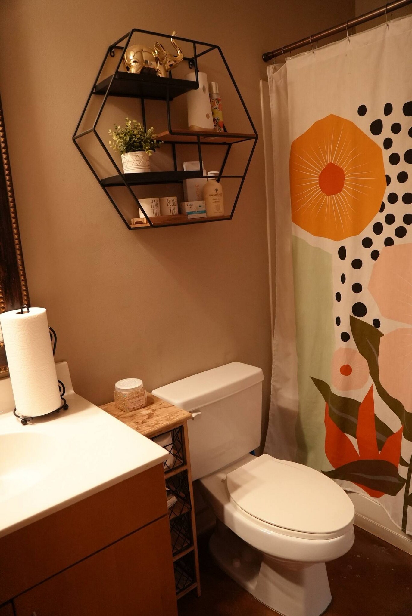 Bathroom - 626 N Graham St