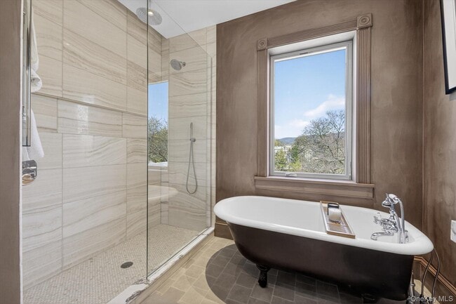 Building Photo - 22 High St