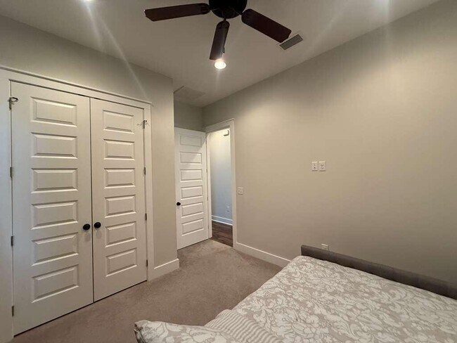 Building Photo - 1339 Verbena Pl