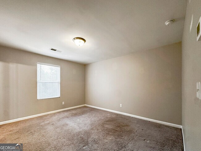 Building Photo - 75 Natures Trail