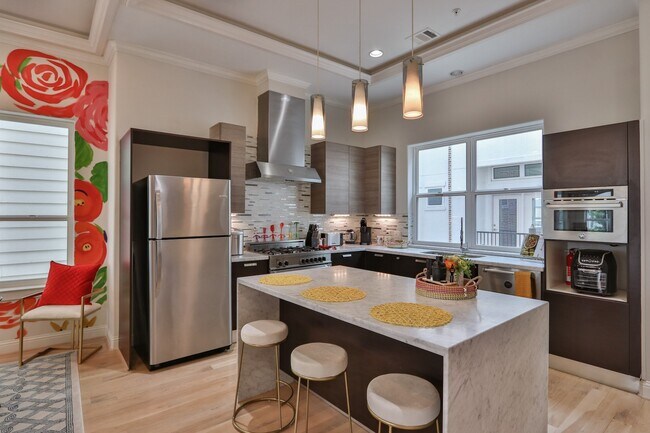 Building Photo - 4114 Driscoll St